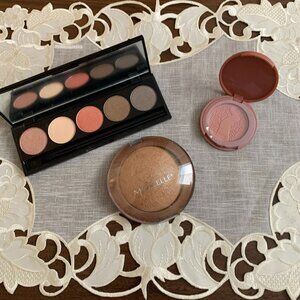 Assorted Makeup Smashbox, Tarte